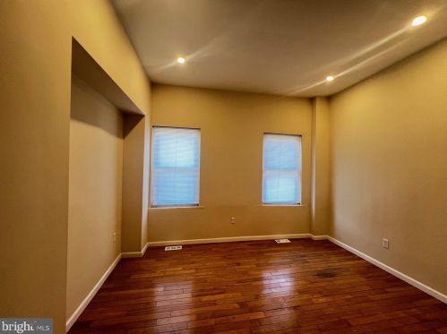 1435 Juniper St, Philadelphia PA 19147-4924 exterior