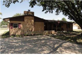 2820 Halstead St, Wichita, KS 67204-4624