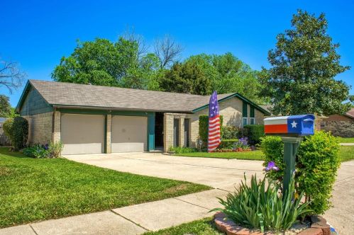 1912 Tracey Cir, Irving, TX 75060-6945