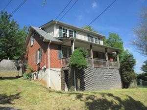 618 Orchard St, Thomas Bridge, VA 24354-3012