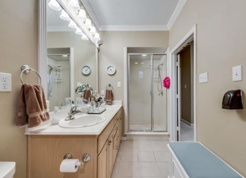 2508 Corbeau Dr, Irving TX  75038-5671 exterior