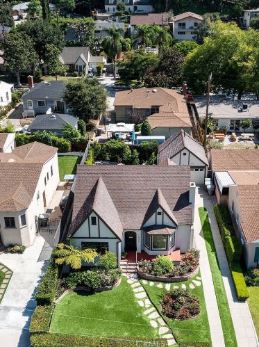 1834 Alpha Rd, Glendale CA  91208-2134 exterior
