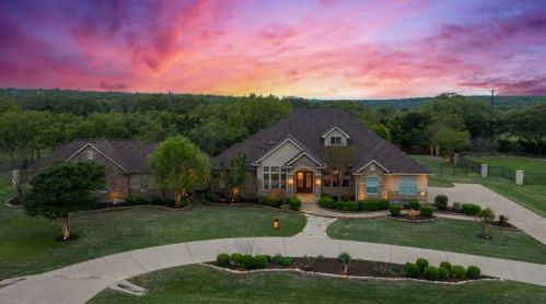 129 Tanksley Cir, Georgetown, TX 78628-5320