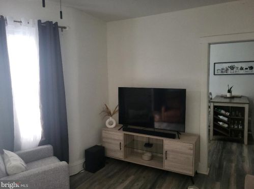 457 Curtis Ave, Camden NJ 08108-3206 exterior