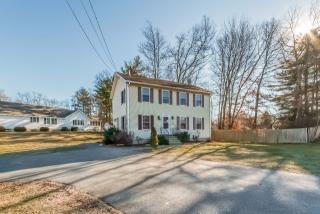 12 Lighthouse Way, Seabrook, NH 03874-4282