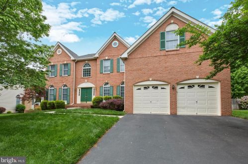 2859 Cherry Branch Ln, Herndon, VA 20171-3843