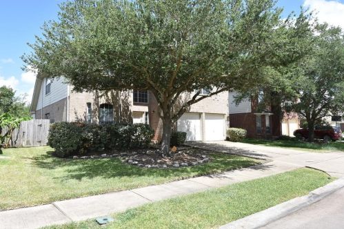 4010 Floral Way Ct, Fresno, TX 77545-7060