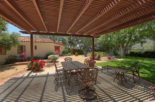 3113 Sparr Blvd, Glendale CA  91208-1829 exterior