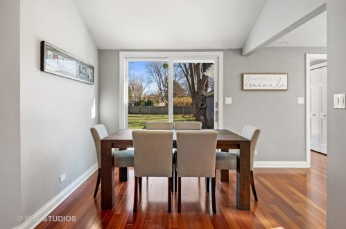 20871 Dogwood St, Bannockburn IL  60015-3567 exterior