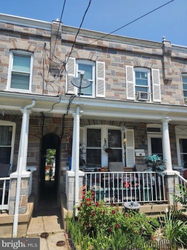 739 Walnut St, Lancaster PA  17602-2436 exterior