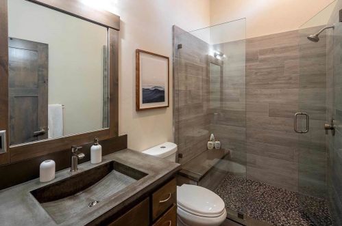 11901 Sitzmark Way, Truckee CA  96161-6139 exterior