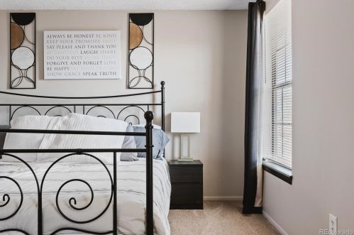 7834 Phillips Cir, Englewood CO 80112-3254 exterior