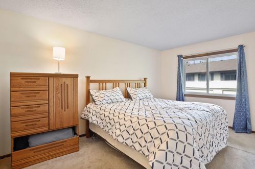 933 Heritage Ct, Saint Paul MN  55127-3661 exterior