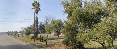 10535 Halfway Rd, Elk Grove, CA 95624-9313