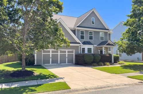 1763 Sahale Falls Dr, Braselton, GA 30517-3439