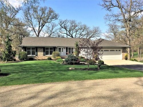 868 Hann Ave, Nelson, IL 61021-9020