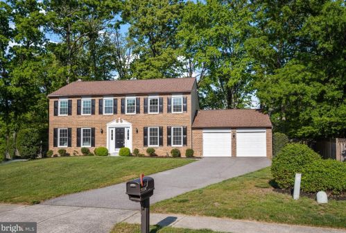 7114 Sterling Grove Dr, Springfield VA  22150-4430 exterior