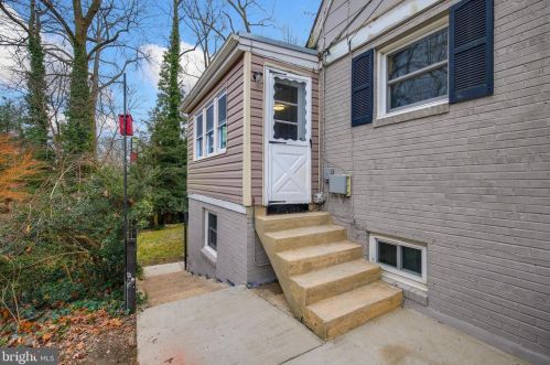 1253 Cresthaven Dr, Silver Spring MD 20903-1107 exterior