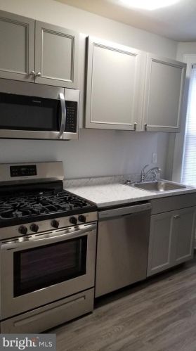 5411 Berks St, Philadelphia PA 19122-2132 exterior