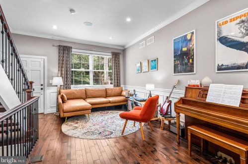 854 Front St, Philadelphia PA 19147-4341 exterior