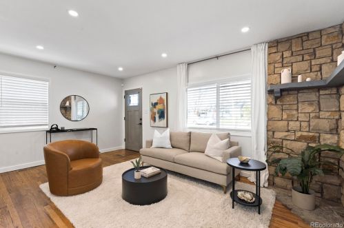 2370 Knox Ct, Denver CO  80219-5343 exterior