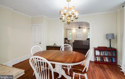 109 Center St, Tavistock NJ  08033-1803 exterior