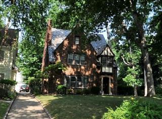 2365 Meadowwood Dr, Toledo OH  43606-3158 exterior