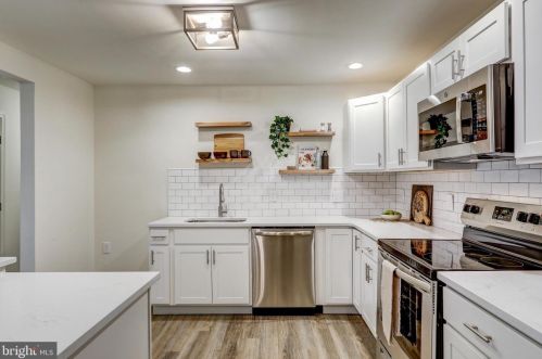 1509 Robert Rd, Lancaster PA  17601-5632 exterior