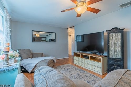 421 Willow Grove St, Hackettstown NJ  07840-1855 exterior