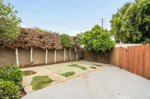 4373 Conning St, Riverside CA  92509-2519 exterior