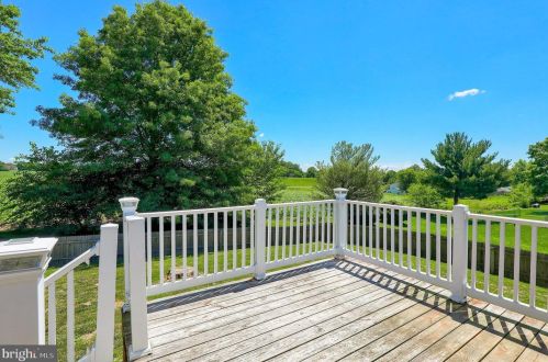 3077 Todd Ln, Lancaster PA  17601-1350 exterior