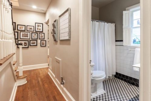 3103 Dl Dr, Atlanta GA  30305-2722 exterior