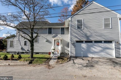 101 Emerald St, Media, PA 19063-3922