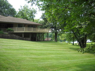 967 Fisk Rd, The Burg, IL 61318-9752