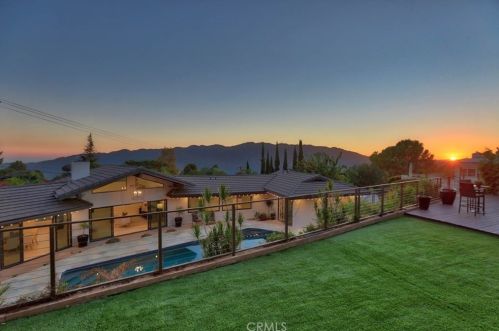 3001 Cloudcrest Rd, Glendale CA  91214-1304 exterior