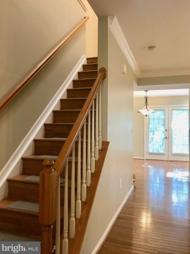 6510 Castine Ln, Springfield VA  22150-4277 exterior