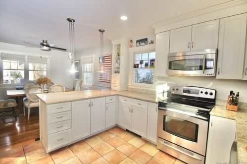 22 Thomes St, Norwalk CT  06853-1027 exterior