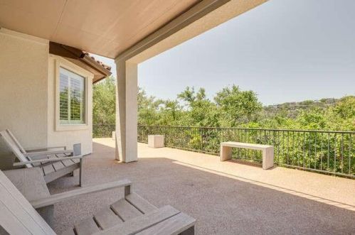 13920 Flt Top Rnch Rd, Austin TX  exterior