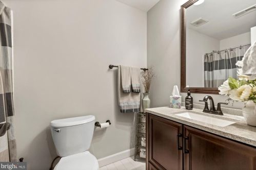 13105 Princeville Ct, Silver Spring MD 20904-3587 exterior