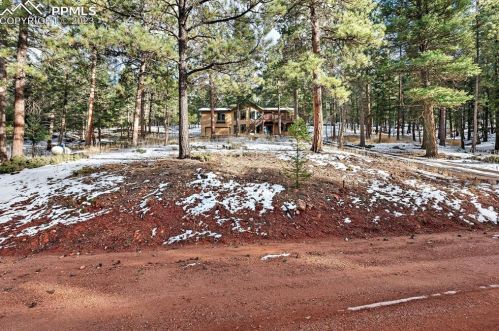 84 Pne Ln, Woodland Park CO 80863-9535 exterior