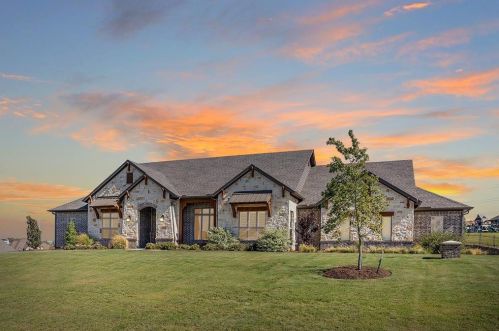 12501 Villa Milano Dr, Fort Worth, TX 76126-6141