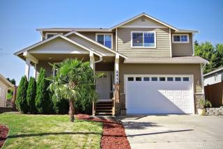 2414 22nd St, Seattle WA  98056-8338 exterior