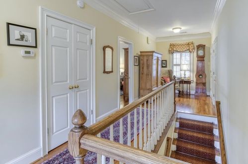 25 Battle Rdg Pl, Atlanta GA  30342-2450 exterior