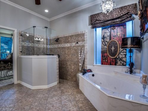 9301 Dosier Cv, Fort Worth TX  76179-3284 exterior