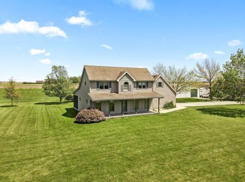 1552 County Road 2350, Saint Joseph, IL 61873-9743