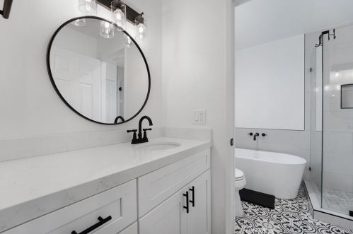 19745 Keswick Ln, Huntington Beach CA  92646-4246 exterior