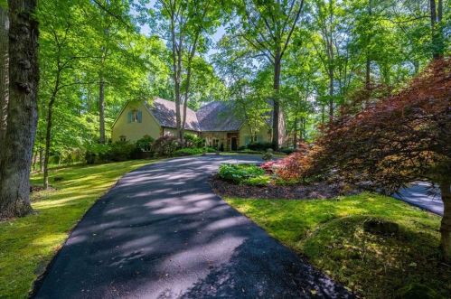 4065 Earney Rd, Holly Springs, GA 30188-2293