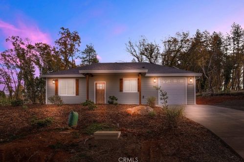 6462 Lucky John Rd, Paradise, CA 95969-3204