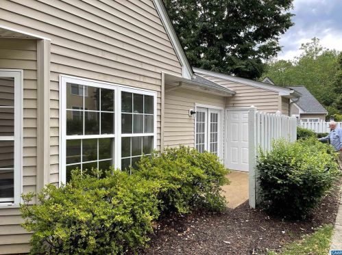 1252 Gazebo Ct, Charlottesville, VA 22901-1793