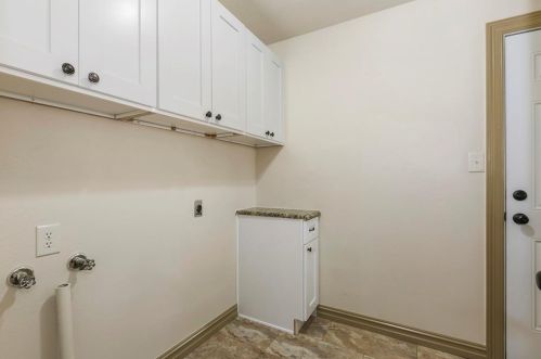 2200 Mcewen Ct, Fort Worth TX  76112-7927 exterior